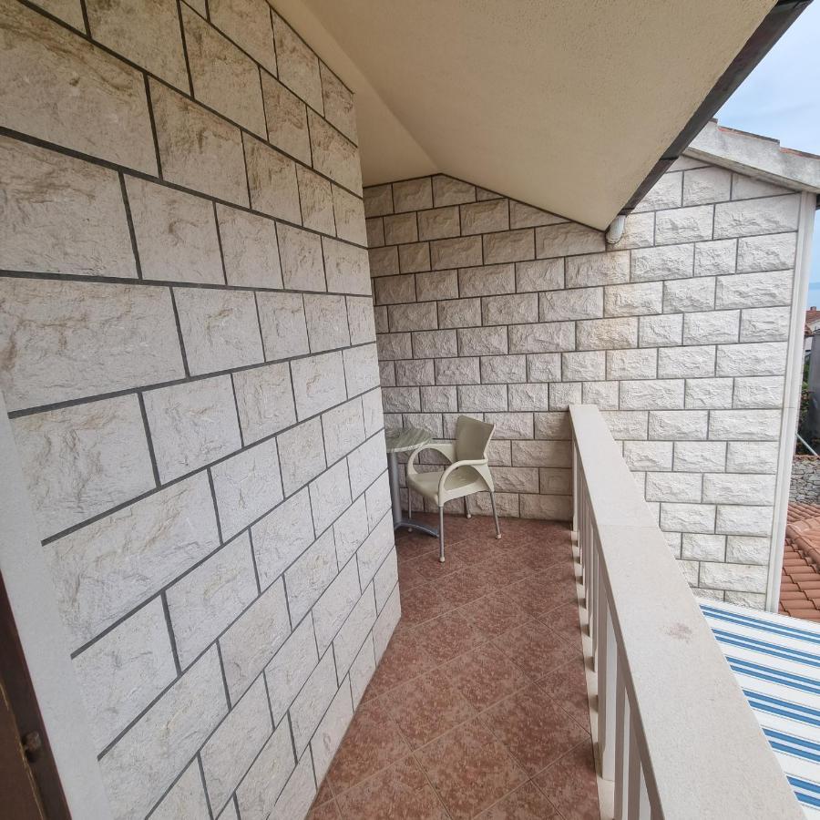 Villa Mila Bol Exterior foto