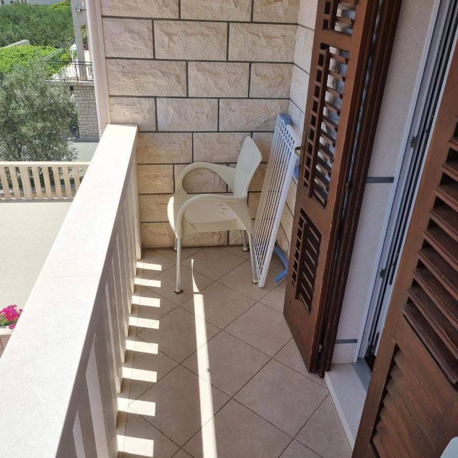 Villa Mila Bol Exterior foto